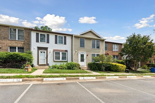 7994 Tyson Oaks Cir