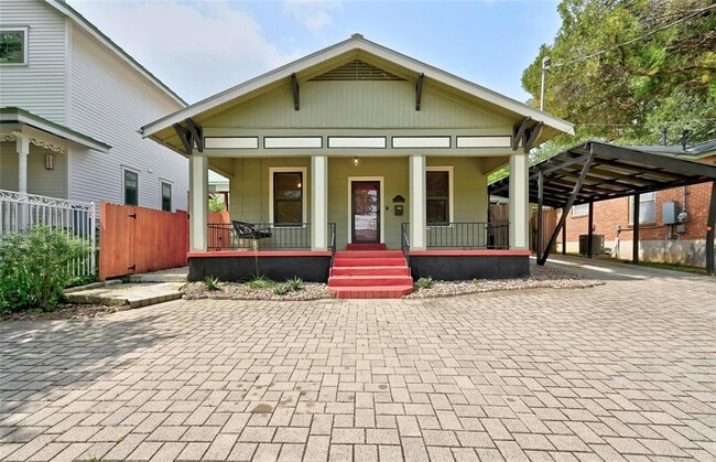 Photo - 507 E Live Oak St Casa