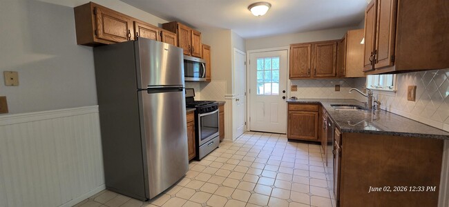 Photo - 6 Sheridan Dr Unit A