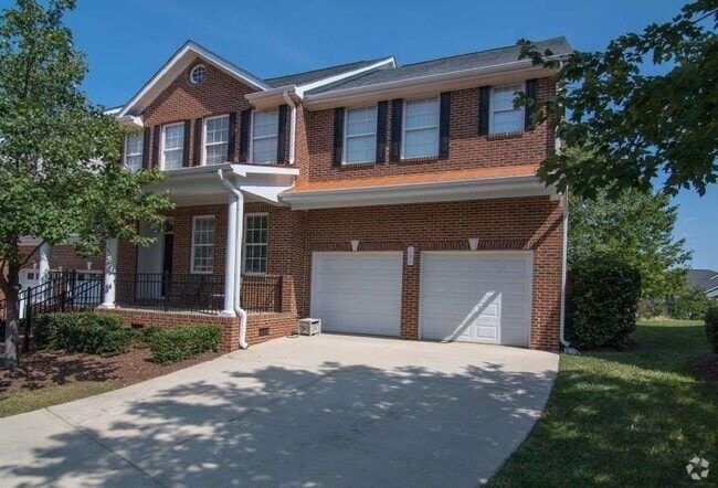 Building Photo - 131 Alden Village Ct Rental