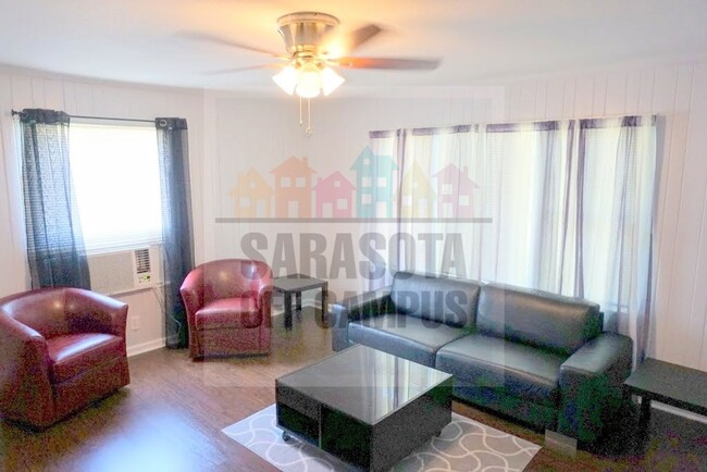 Building Photo - 3600 Bradenton Rd Unit 3600 A--- Full Home