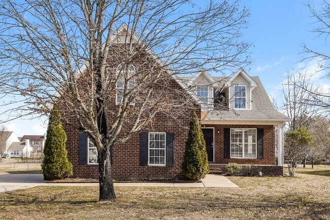 Building Photo - 3426 Cross Meadow Dr