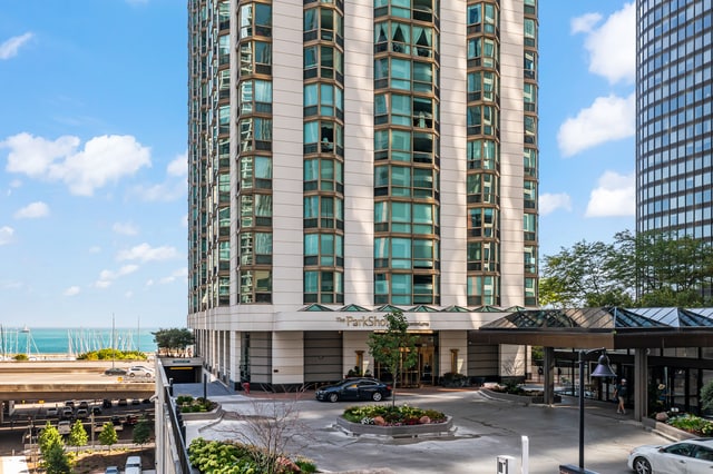 Building Photo - 195 N Harbor Dr Unit 3301