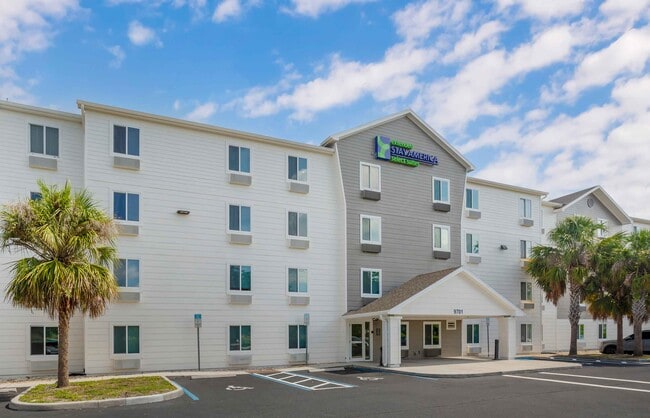 Furnished Studio-Fort Myers - Northeast