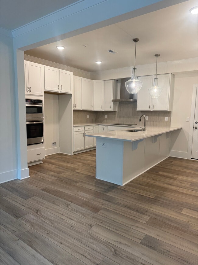 Building Photo - 110 Byrum St Unit 106