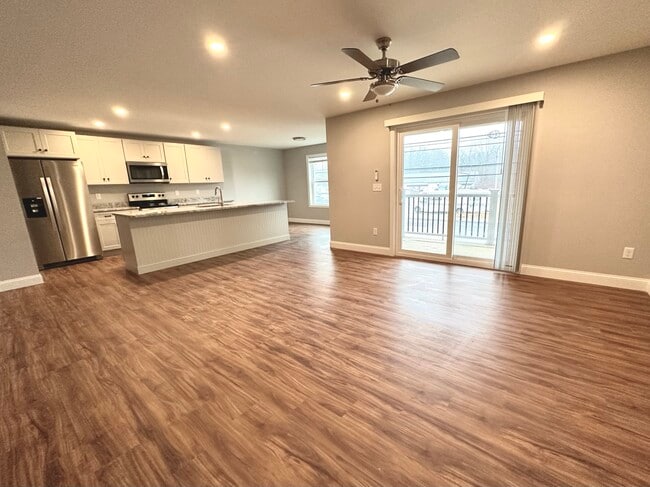 Photo - 2-4 Diane Way