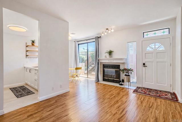 Photo - 4111 Iowa St Unidad 1