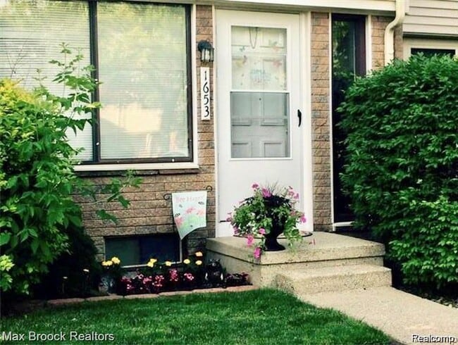 Photo - 1653 Wimbledon Dr