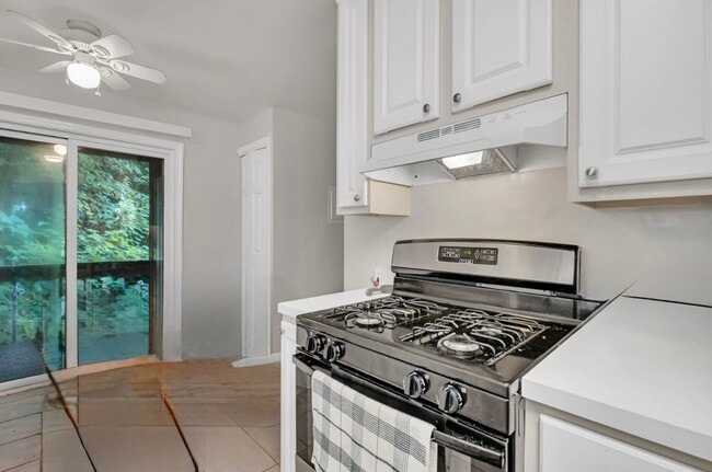 Photo - 2003 Tall Oaks Dr Unidad 2B
