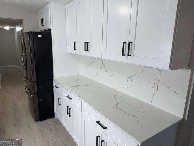 Photo - 418 Engle Dr