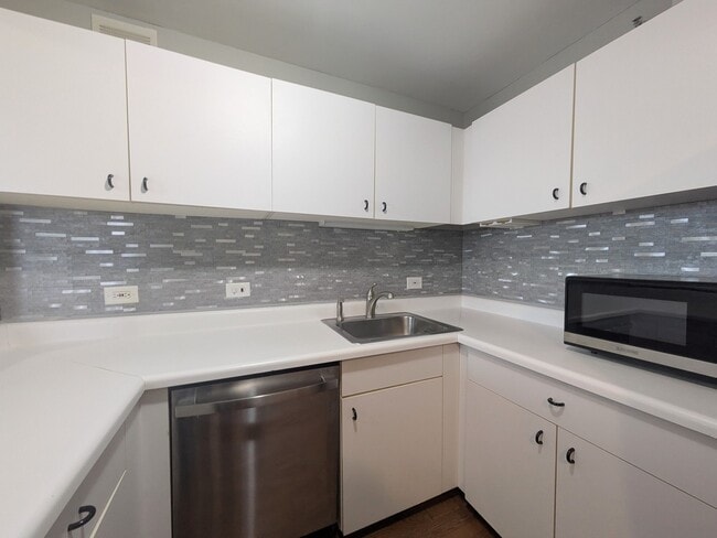 Photo - 3660 N Lake Shore Dr Unidad 2008