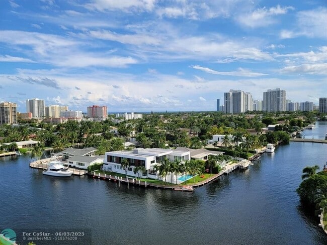 Photo - 401 Golden Isles Dr Rental