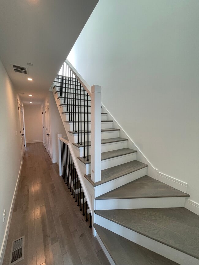 Photo - 719 N Elizabeth St Unit 3S