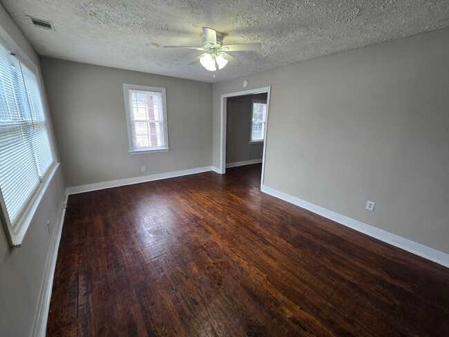 Photo - 2018 Lanier Dr