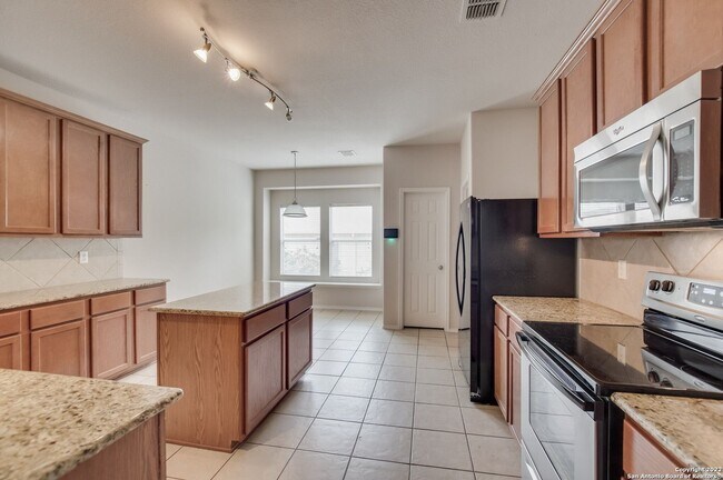 Photo - Beautiful 4 BR/3.5 bath home in Turnberry