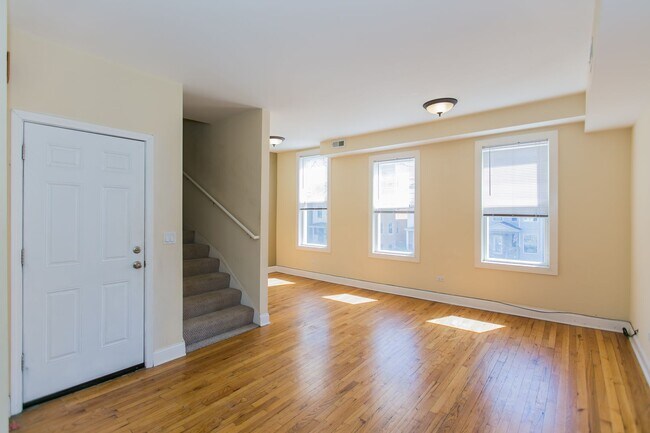 Photo - 1636 N Spaulding Ave Apartment Unit 2