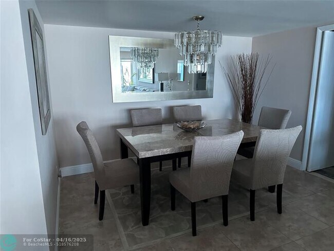 Photo - 4100 Galt Ocean Dr Unidad 611