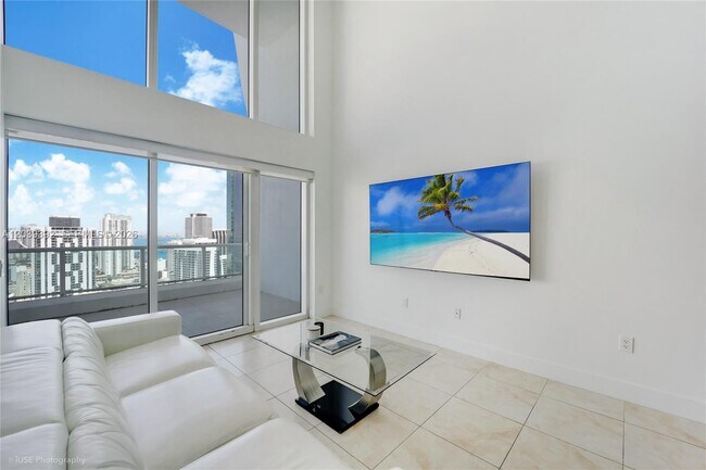 Photo - 41 SE 5th St Unit 2409