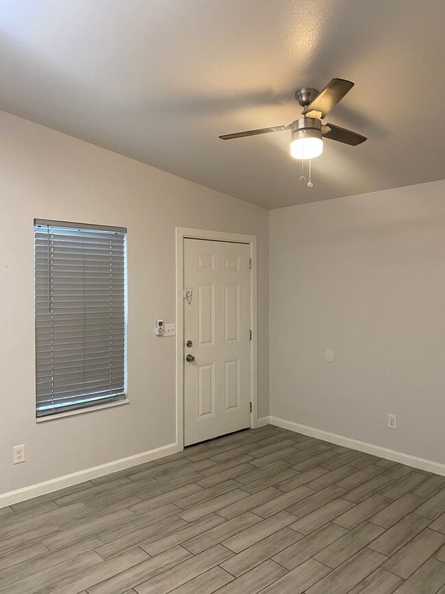 Photo - OELKERS DUPLEX Unit #2