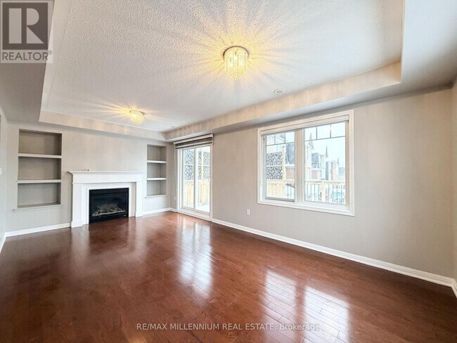 Photo - 16 Saunter Ct