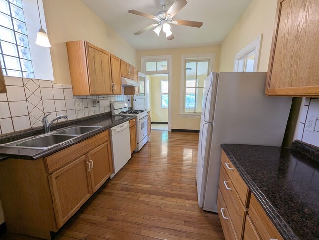 Building Photo - 3446 Tennessee Ave Unit 2 Rental