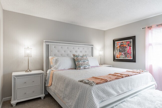 2BR, 1BA - 909SF Second Bedroom