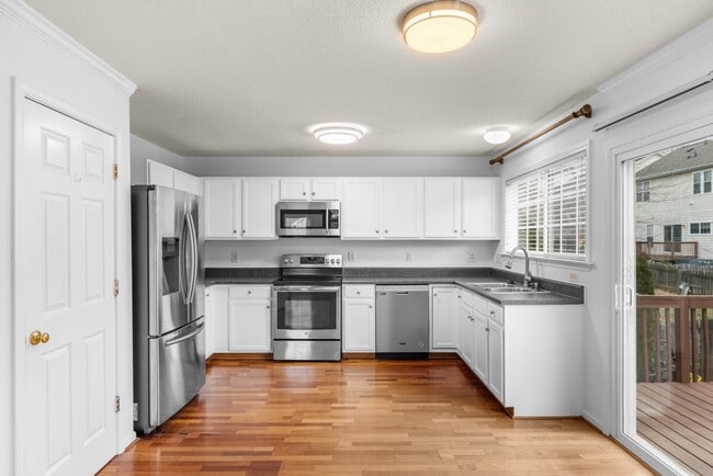 Photo - 129 Kellerhis Dr