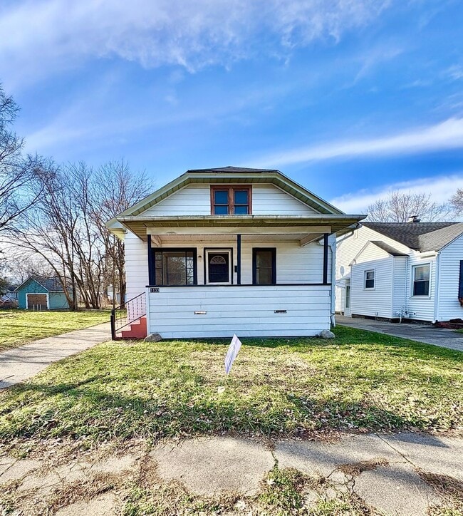 Building Photo - 1133 N Johnson