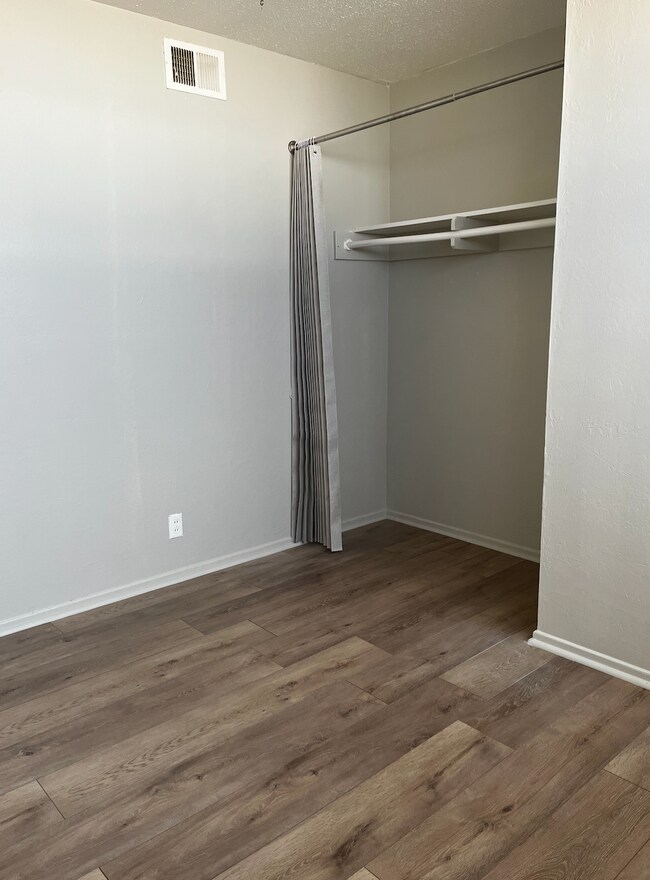 Photo - 2045 Cortez St Casa