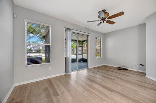 Photo - 3 Bedroom 2 Bathroom Townhouse