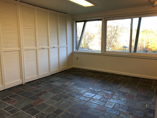 Photo - 2908 Lincoln Hill Rd Unit Hinesite