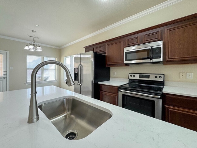 Photo - 5500 Dolores!