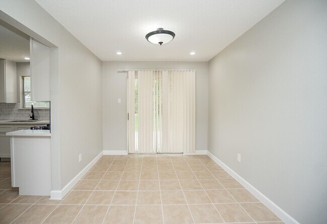 Photo - 10834 Parkland Woods Dr