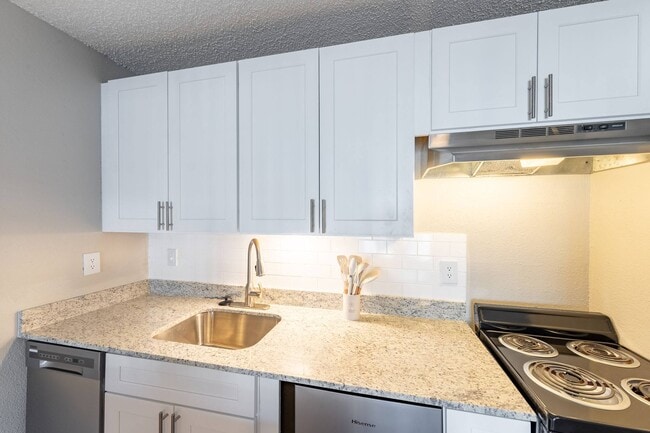 Photo - The Iris Apartments