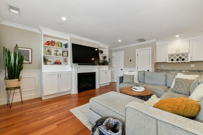 Photo - 49 L St Unit 5