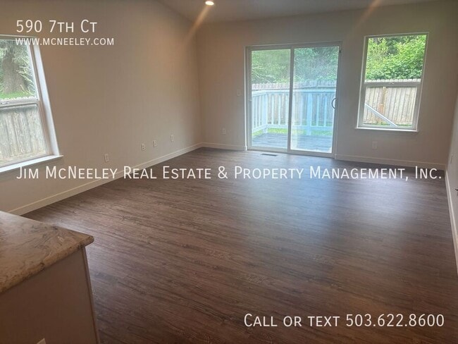 Photo - 590 7th Ct