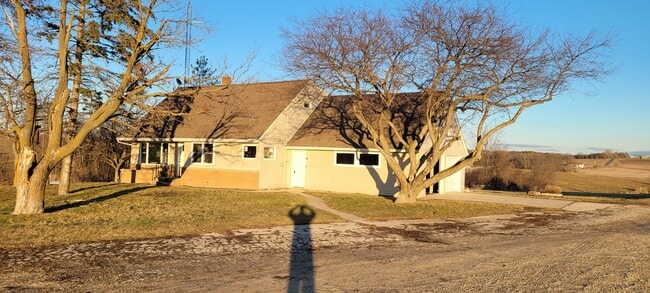 Photo - 9333 Skyline Dr