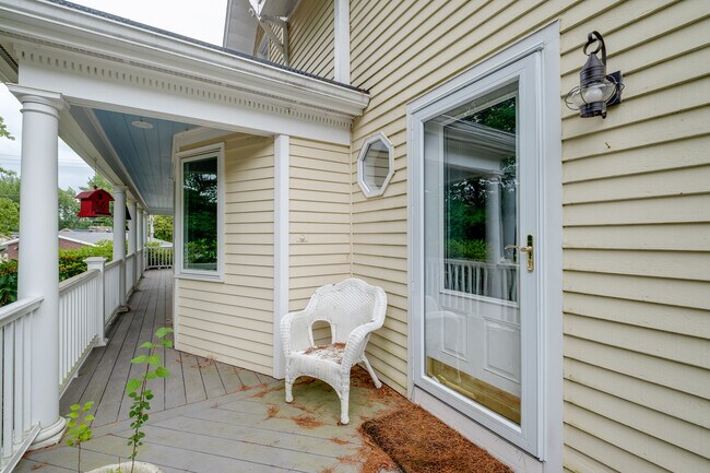 Photo - 1235 Shore Rd