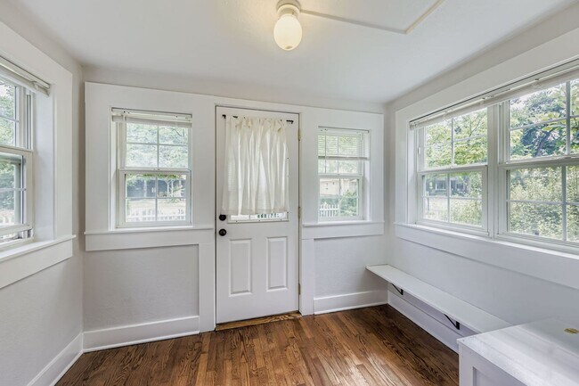 Photo - 2401 Walnut St Unidad 2401 Walnut Street, 8