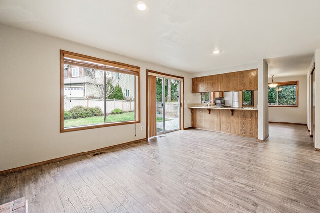 Photo - 4521 186th Ave SE