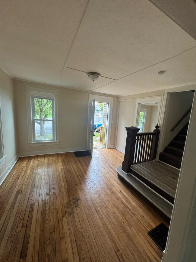 Building Photo - 205 Barrett St