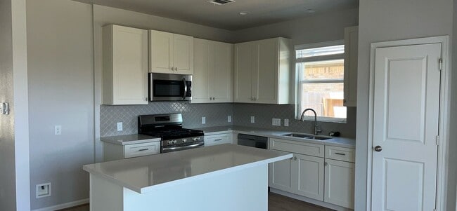 Photo - 1003 Tillman Ln