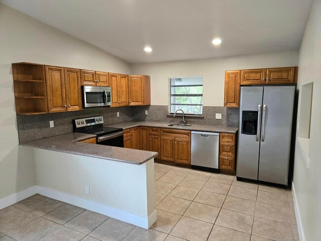 Photo - 3921 NW 114th Ave