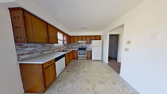 Photo - Charming 2 Bedroom Townhouse