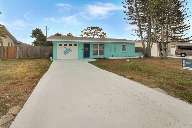 Building Photo - South Venice Annual Home for Rent