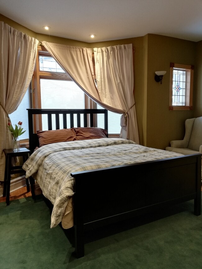 Photo - 205 Indian Grv