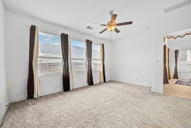 Building Photo - 10718 Blossom River Dr