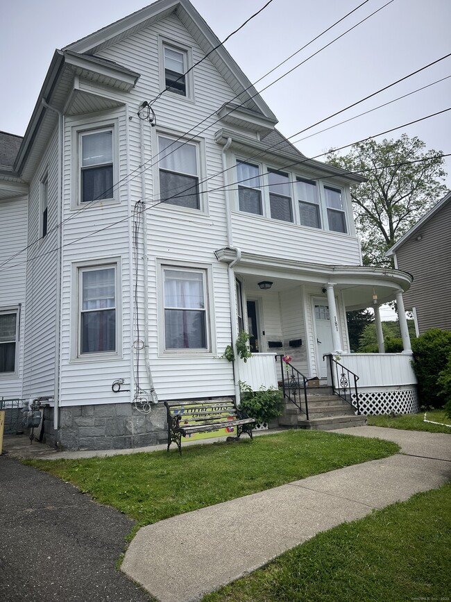 Building Photo - 181 High St Unit 2