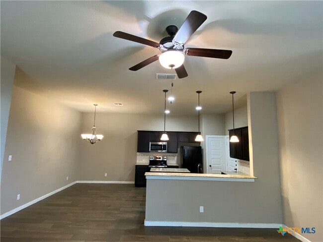 Photo - 2213 Avery Village