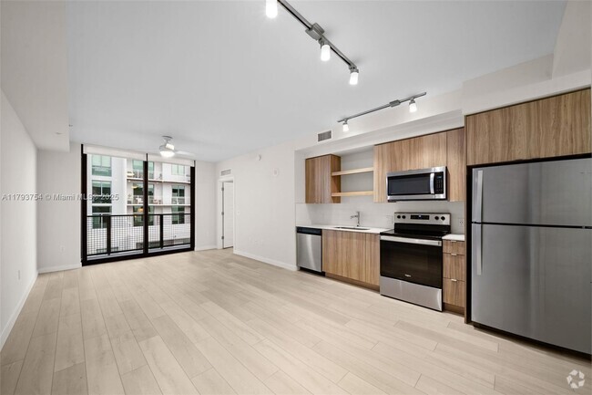 Building Photo - 555 NE 8th St Unit 0608 Rental